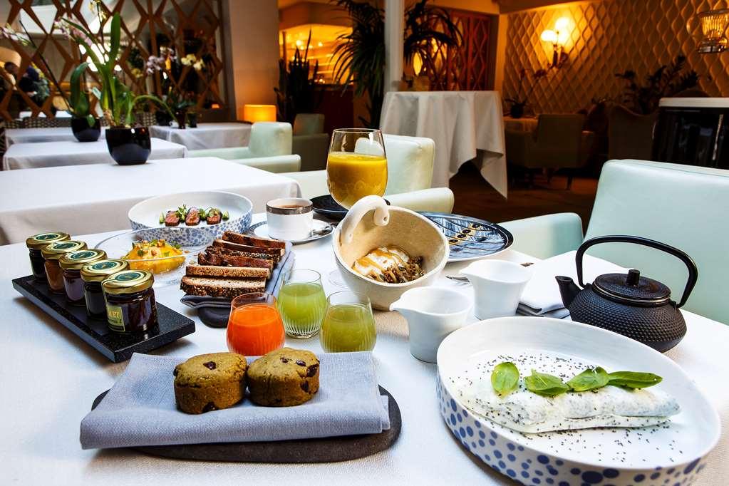 Hotel Thoumieux Paris Restaurant photo